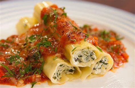 How to make spinach and ricotta cannelloni - B+C Guides