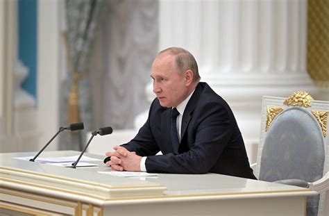 Putin says Ukrainian neutrality key to any settlement | Reuters