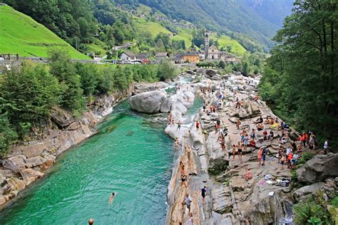 Ponte Dei Salti Bridge Jump – Lavertezzo, Switzerland