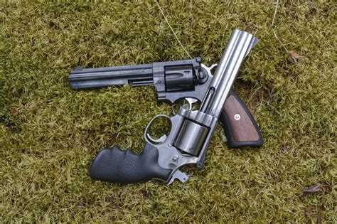 Ruger vs S&W Revolvers Compared: GP100 vs 686