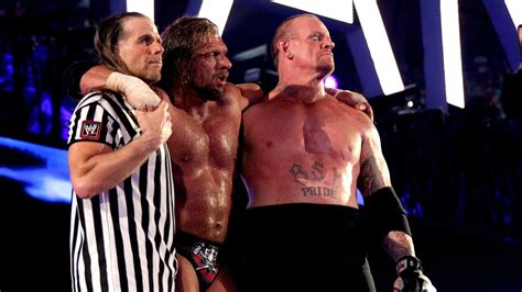 Triple H comenta sobre a despedida de The Undertaker - The Best of ...