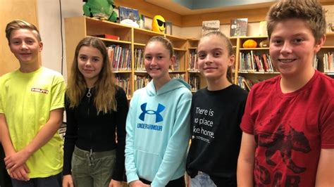 Middle school students grill Winnipeg South Centre candidates on key election issues | CBC News