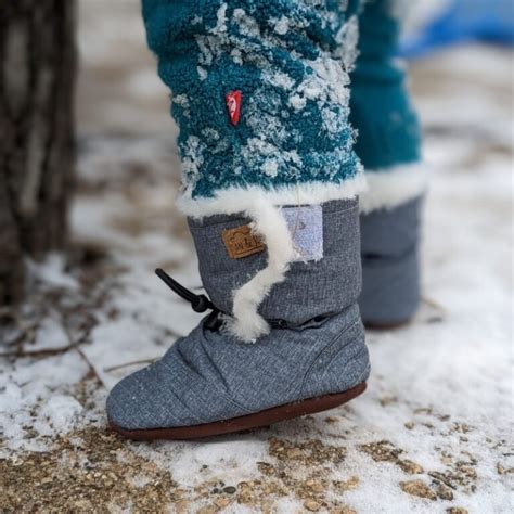 The Best Barefoot Winter Boots for Kids That Play! | Anya's Reviews