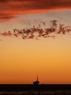 Platform Holly at Twilight | Taken from Isla Vista, Walter C… | Flickr