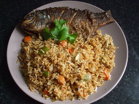 Fried Rice with Fried Tilapia - spicyfafa