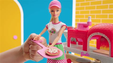 Barbie Pizza Chef • Mattel - YouTube