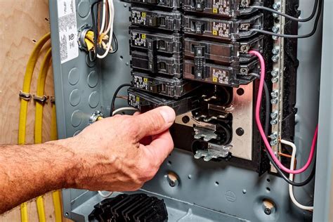 How to Replace a Circuit Breaker