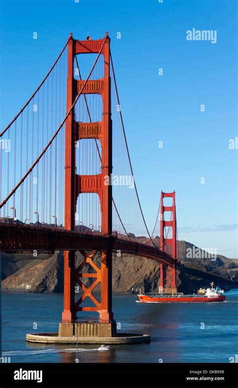 travel bridge tower Stock Photo - Alamy