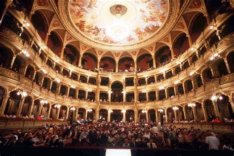 CULTURE AND LANGUAGES: Opera | Fascinated by life