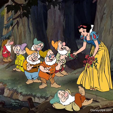 The 7 Dwarfs Names and Personalities from Snow White | Disneyclips.com