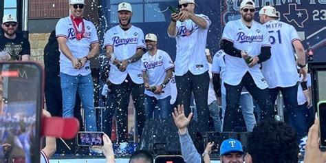 Thousands celebrate World Champs Texas Rangers at parade in Arlington ...