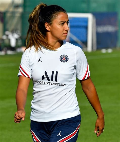 Sakina Karchaoui training PSG