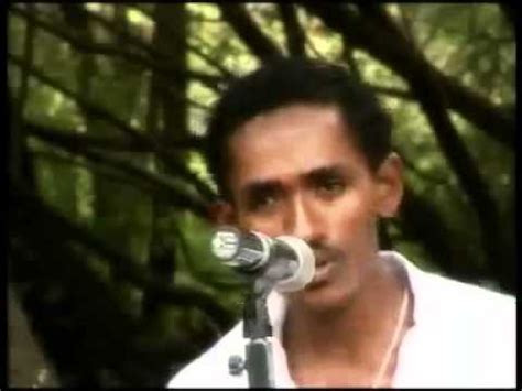 Hachalu Hundessa......New Oromo Music .... - YouTube