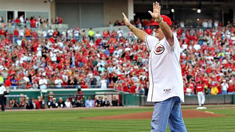 Pete Rose to be inducted into the Reds' Hall of Fame - ESPN