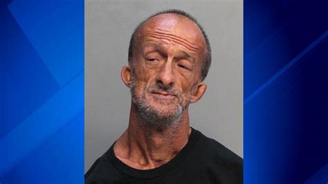 Florida man with no arms charged with stabbing Chicago tourist | abc13.com