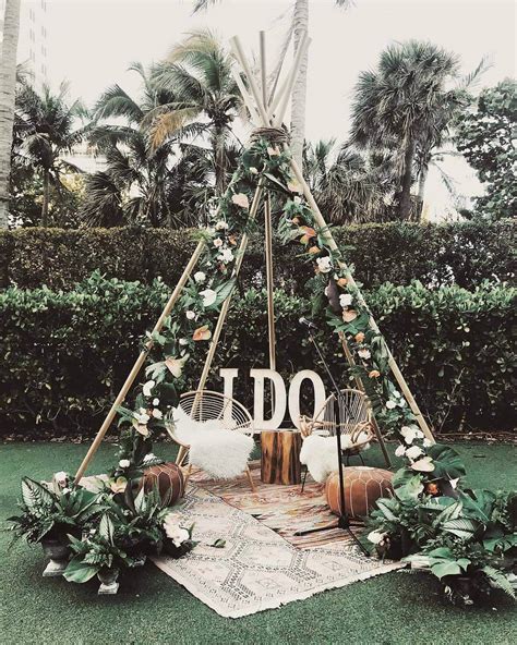 Unique Teepee Tent Decor Ideas For A Dreamy Wedding Setup