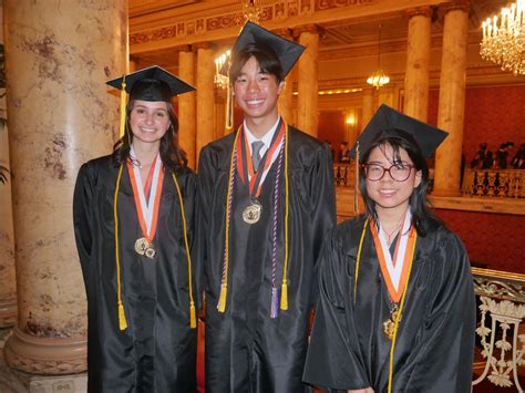 Federal judge exhorts Orange High School graduates at commencement - cleveland.com