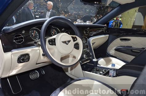 2015 Bentley Mulsanne Speed interior view at 2015 Geneva Motor Show