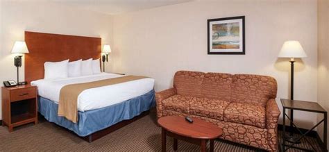 10 Best Hotels With In-Room Hot Tub In Spokane, Washington - Updated ...