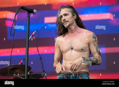 Brandon Boyd of Incubus performs at the Welcome To Rockville Music ...