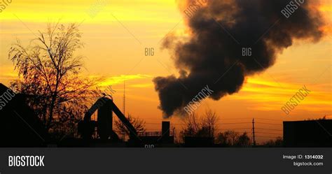 Black Smoke Image & Photo (Free Trial) | Bigstock