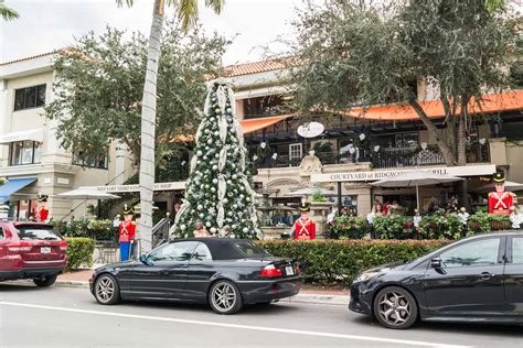 Christmas in Naples, FL: Annual Events and Shows (2017 Update) • Naples ...