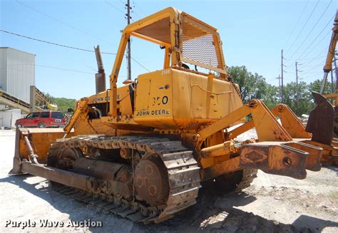 1983 John Deere 850 dozer in Lenexa, KS | Item DE3533 sold | Purple Wave