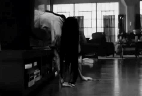 The Ring Well Gif