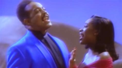 Regina Belle & Peabo Bryson: A Whole New World (Aladdin's Theme) [MV] (1992) | MUBI