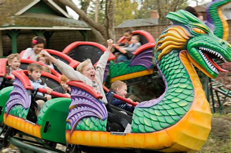 Flying Dragon – Funderland Amusement Park