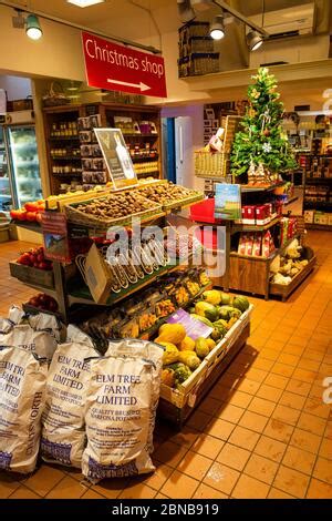 The Chatsworth Farm Shop, Chatsworth, Derbyshire, England UK Stock Photo - Alamy