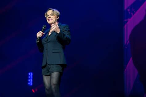 Eddie Izzard on ‘Wunderbar’ tour, politics, transgender identity