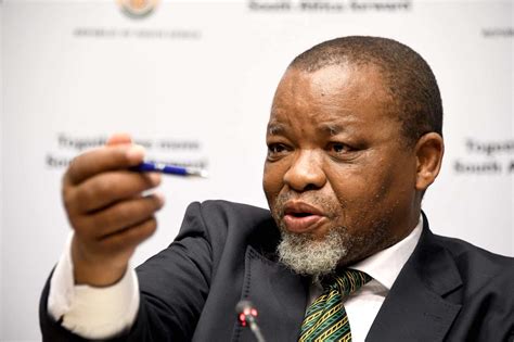 Calls for Gwede Mantashe 'to be fired', amid money laundering allegations