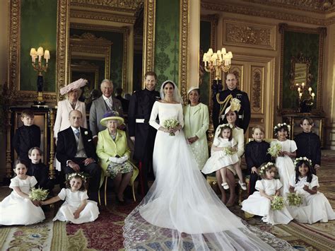 Prince Harry and Meghan Markle's official wedding portrait released ...