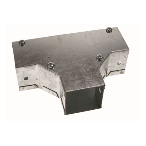 Trench 75mm x 75mm Flat Tee | Metal Trunking | CMW