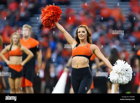 Sept. 25, 2015 - OSU cheerleaders take the field. Oregon State ...