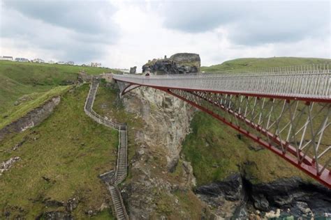 How to visit Tintagel Castle: what to see and where to park!