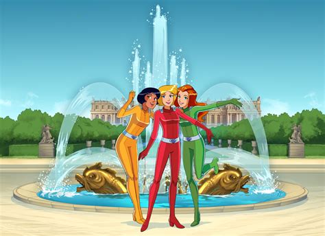 'Totally Spies' Visit Versailles in New App