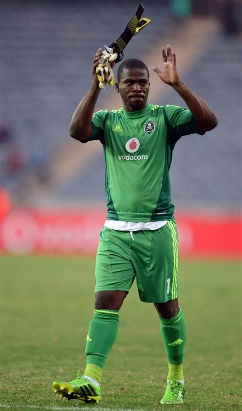 Footballer Senzo Meyiwa shot dead aged 27 - Mirror Online