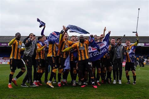 Cambridge United FC on Twitter: "Party time. 🍾 #CamUTD…