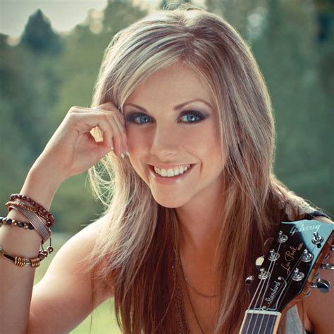 Lindsay Ell Songs, Lieder & Infos - RauteMusik.FM