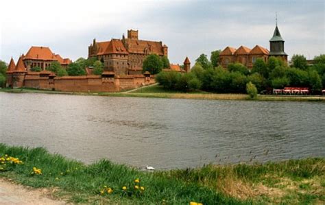 Malbork: video, popular tourist places, Satellite map, Images - Poland ...