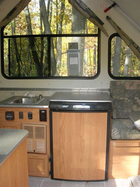 Cool 50 RV Remodel Camper Interior Ideas for Holiday http://studydecor ...