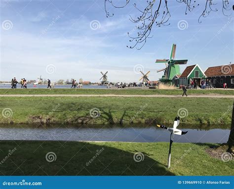 Windmills in the Zaanse Schans, Zaandam, Netherlands. Editorial Image - Image of icon, leisure ...