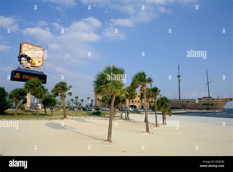 Mississippi biloxi gambling city treasure bay hi-res stock photography ...