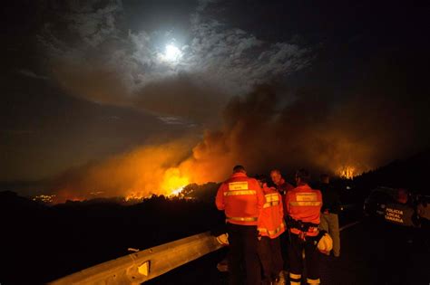 More evacuations as Canary Islands fire out of control - News ...