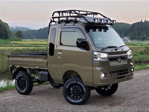 2022 Daihatsu Hijet Jumbo Extreme | Mini Monsters