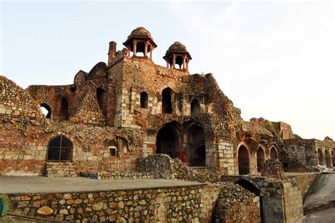 Old Fort : The historical Purana Quila of Delhi - Parenting & Lifestyle!