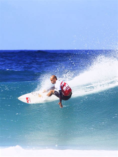 Kelly Slater... | Surfing photos, Surfing photography, Surfing