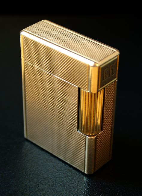 Datei Dupont lighter Wikipedia | Dupont lighter, Lighter, Cool lighters